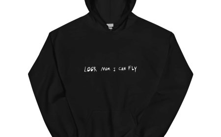 From Stage to Street | The Rise of Travis Scott’s Look Mom I Can Fly Hoodie