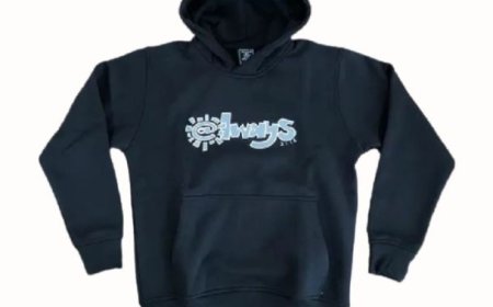 How Influencers Style Their Adwysd Hoodie on Instagram: Real Looks, Real Impact