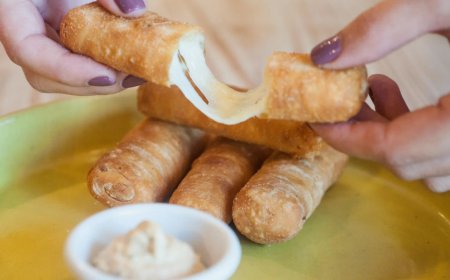 Exploring Venezuelan Appetizers and Frozen Snacks in Houston: A Flavorful Journey