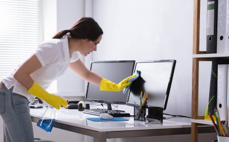 Professional Office Clean Out Services in Kent, WA: Keeping Your Workspace Clean, Safe, and Efficient