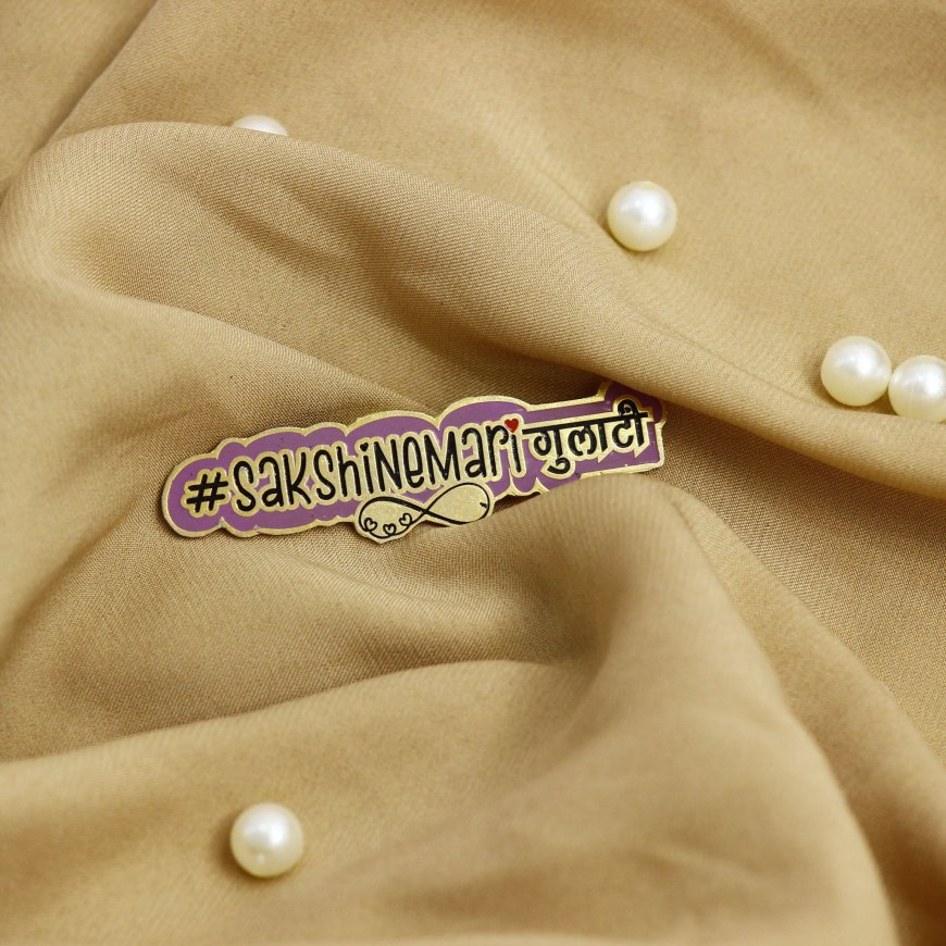 Flower Lapel Pin: A Stylish Detail for Groomsmen & Suits